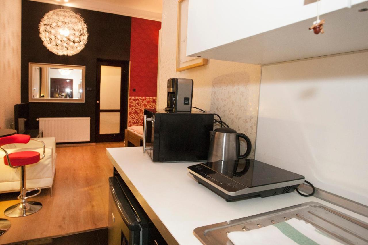 Inviting Flat In The Heart Of Town Apartment Будапеща Екстериор снимка