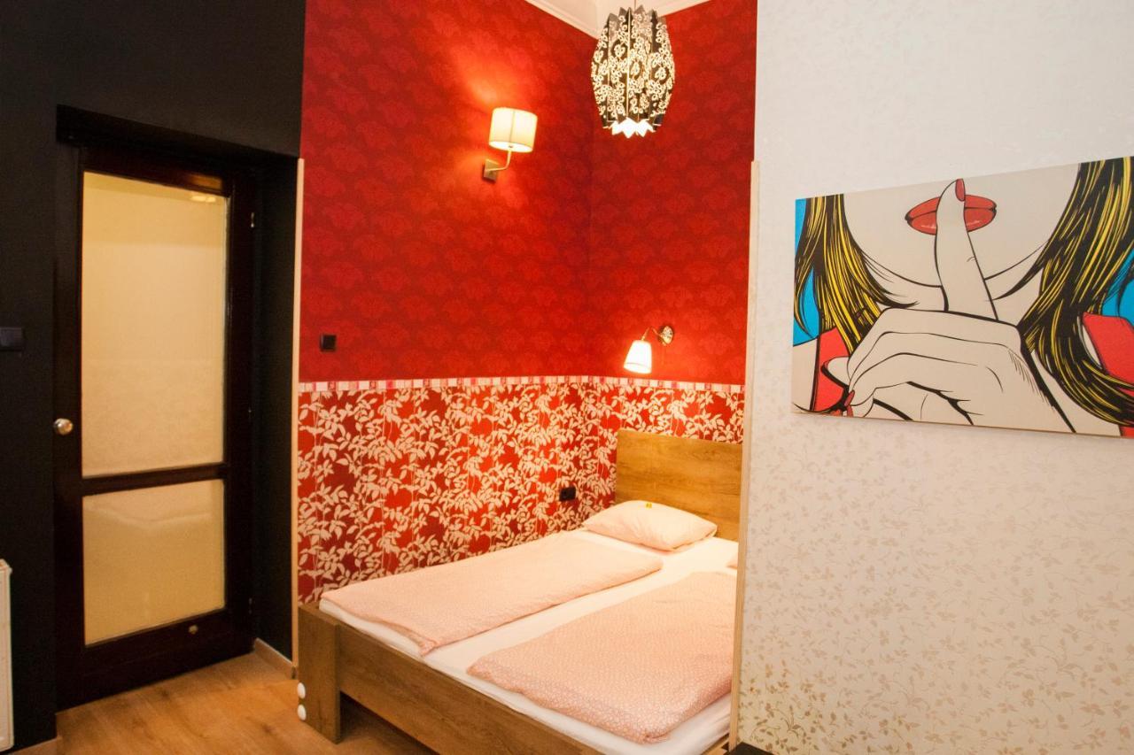 Inviting Flat In The Heart Of Town Apartment Будапеща Екстериор снимка